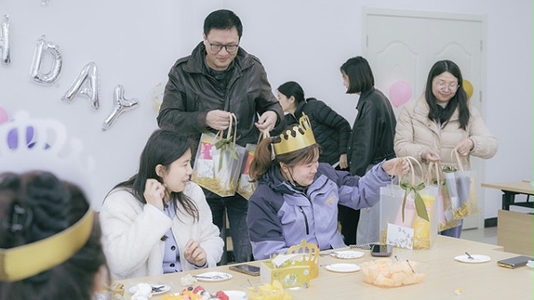 春意款款·岁月缓缓 | 梦妃丝员工生日会！