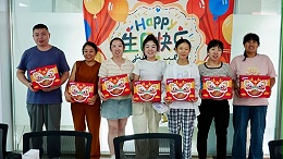 梦妃丝六月员工生日会：奶油里的欢笑，经纬间的温情